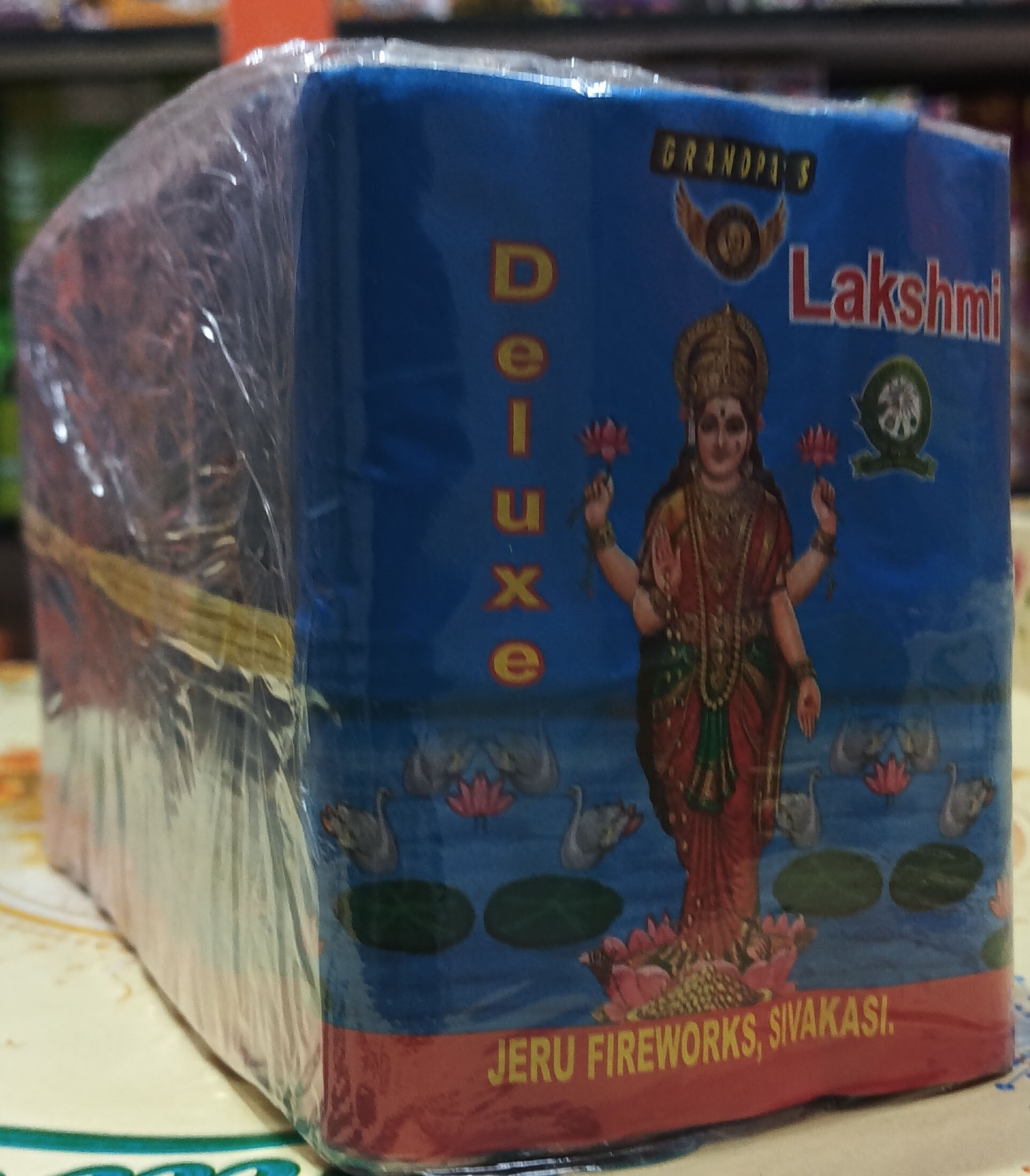4 in Lakshmi Deluxe Crackers (5 Pcs)
